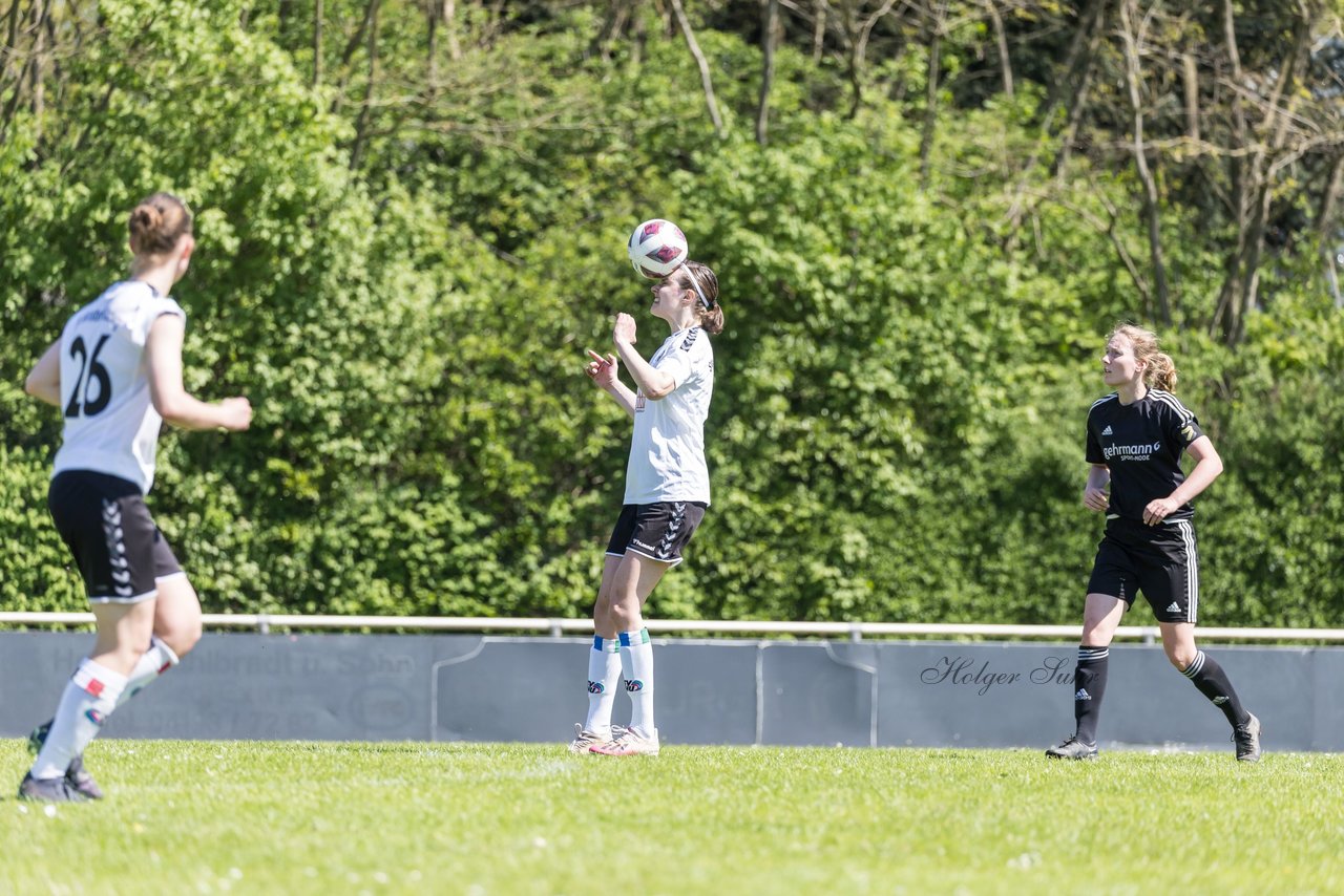 Bild 119 - F SV Henstedt Ulzburg - SV Fortuna Boesdorf : Ergebnis: 3:1